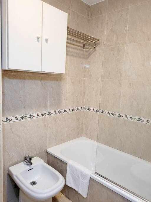 Piso Cerca De Centro Ocio As Cancelas Y Xunta Apartment Santiago de Compostela